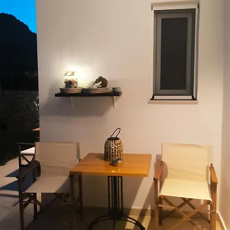 Kadrina Villa *